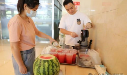 大连爆料吃瓜事件视频最新,吃瓜事件视频揭秘，真相背后引热议